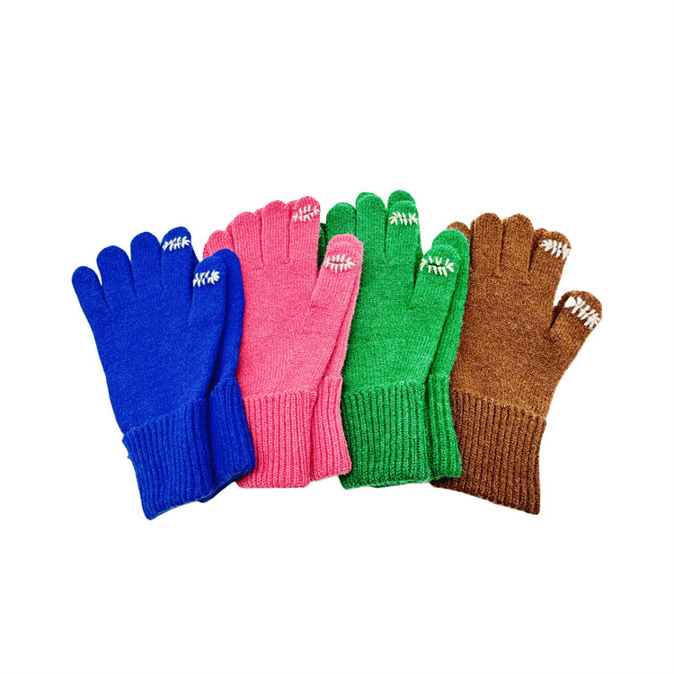 Good Faith Enterprises Ltd.Knitted Gloves